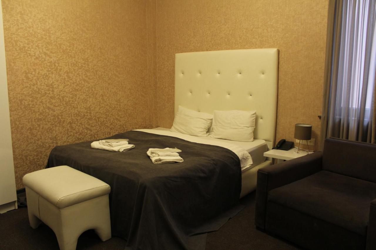 Hotel Plaza Тбилиси Экстерьер фото