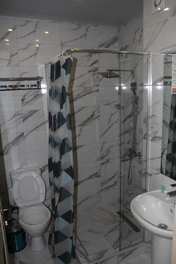 Hotel Plaza Тбилиси Экстерьер фото