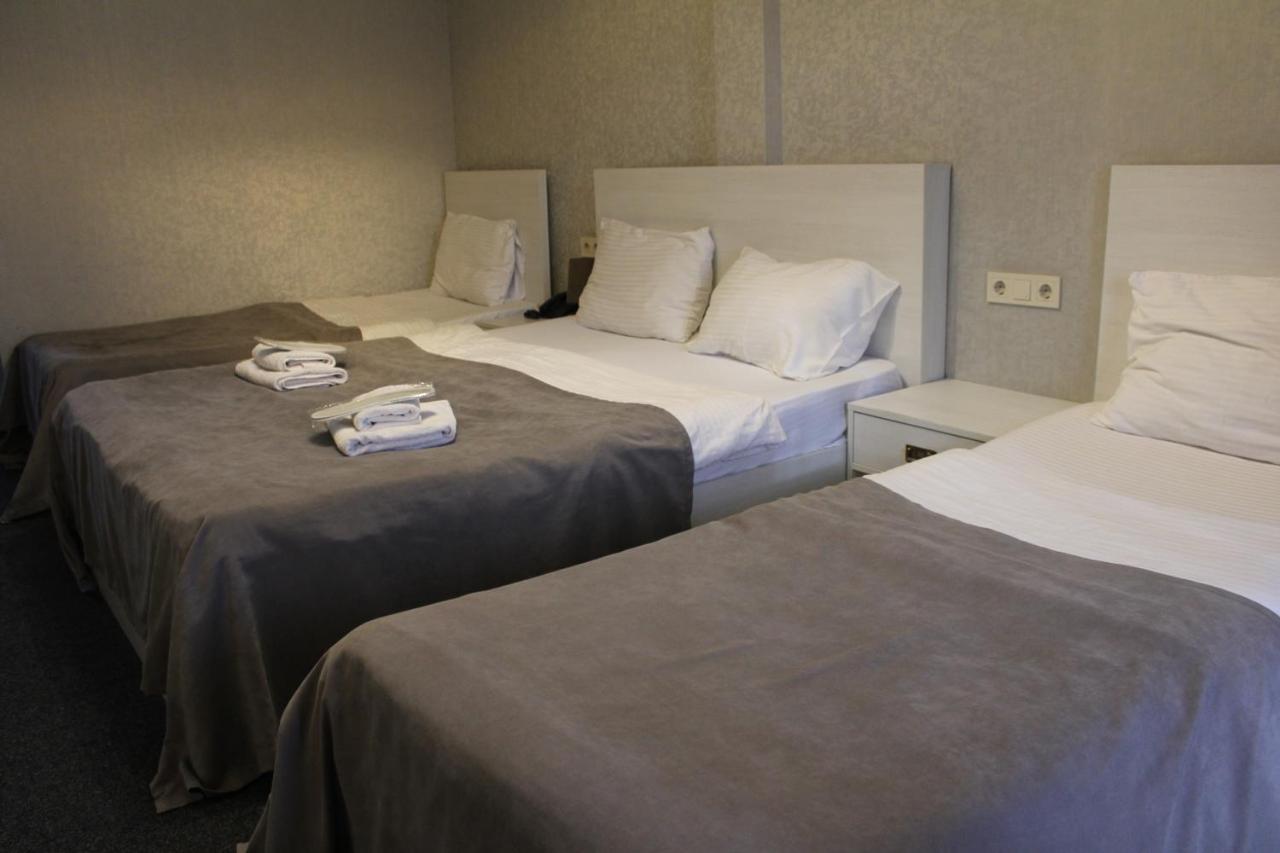 Hotel Plaza Тбилиси Экстерьер фото