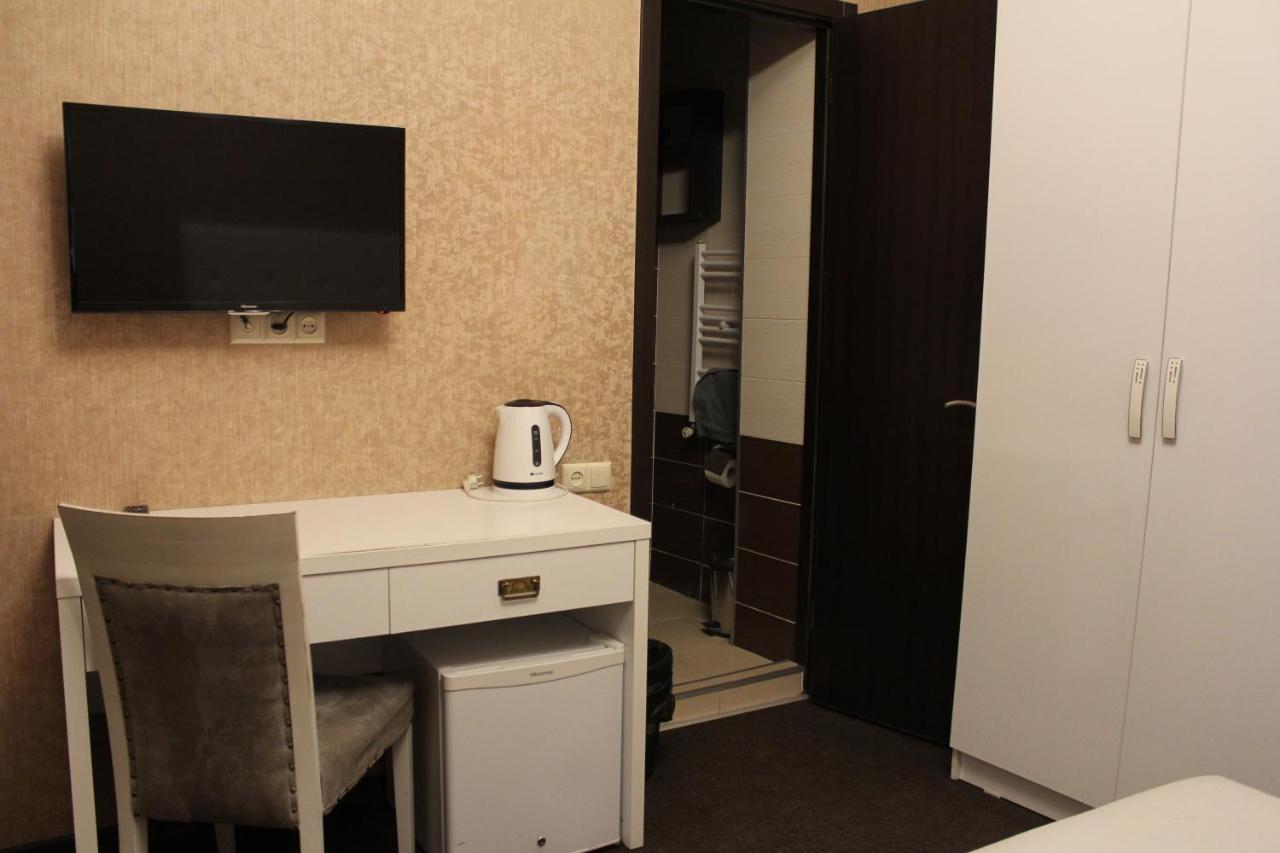 Hotel Plaza Тбилиси Экстерьер фото